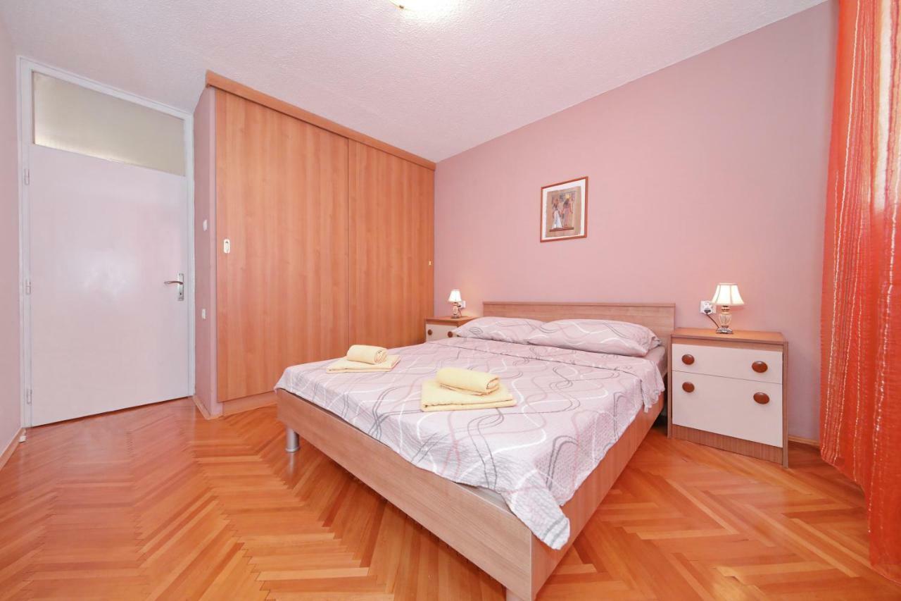 Apartman Lana In City Centre With Garage ザダル エクステリア 写真