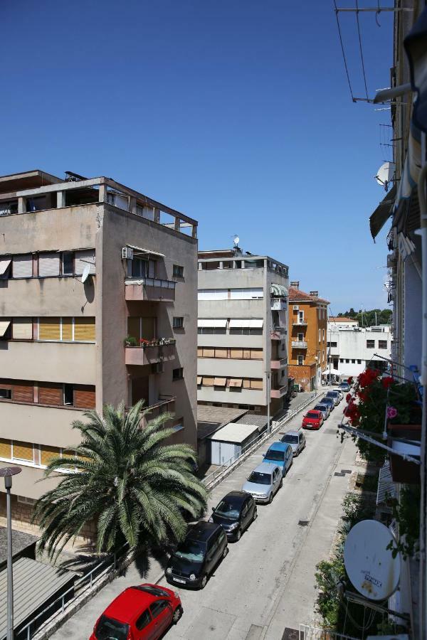 Apartman Lana In City Centre With Garage ザダル エクステリア 写真