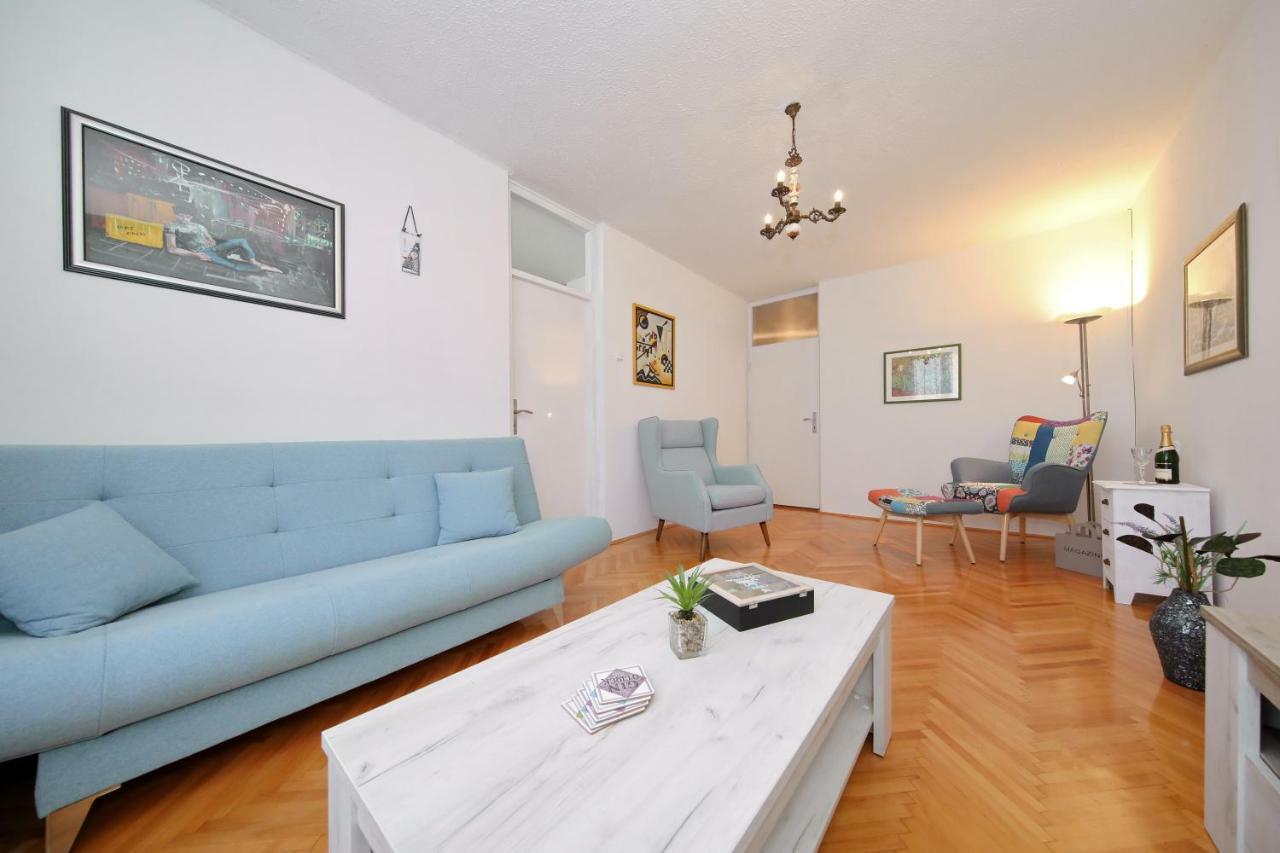 Apartman Lana In City Centre With Garage ザダル エクステリア 写真